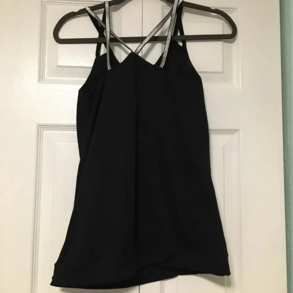 🔥3/$30 Titika Activewear Tank top black Yoga strappy Size 0 XS/S - Picture 2 of 3